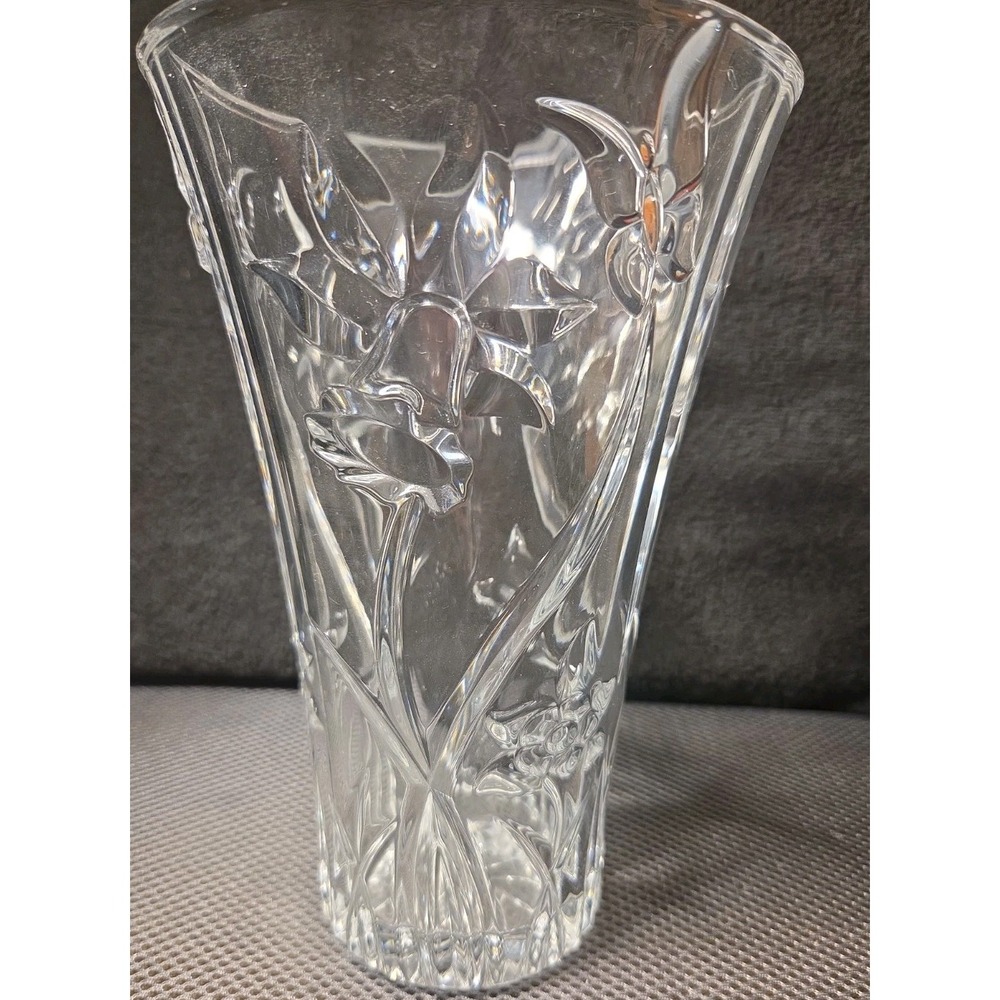Vintage Heavy Clear Pressed Glass Vase 9" Raised Floral Daffodil Starburst Base